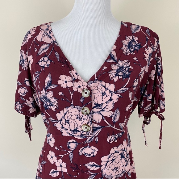 Motherhood Maternity Dark Red Floral Button Top M - Picture 2 of 12